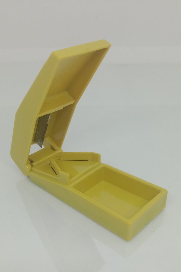 Pill Cutter - Yellow - Image 3