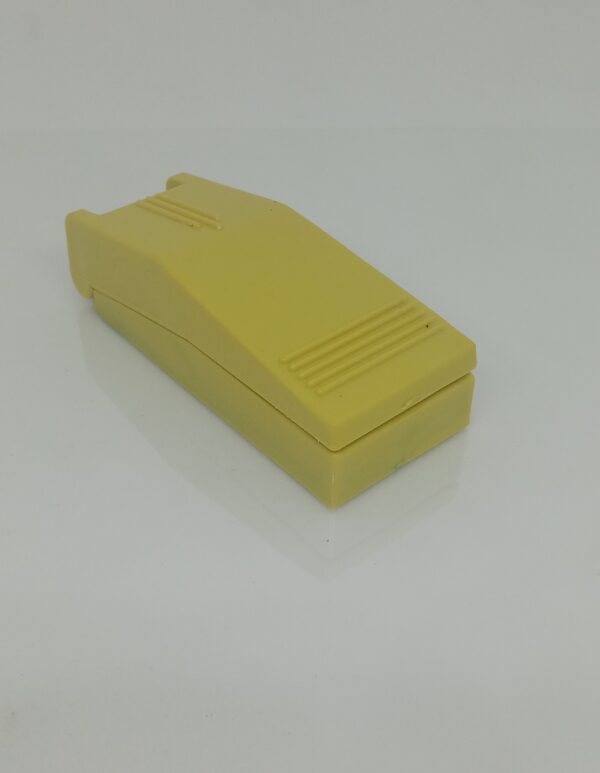 Pill Cutter - Yellow - Image 5